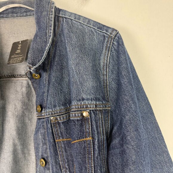 NWT Urban Outfitters Urban Renewal Remade Coin Trim Denim Jacket Medium/Large - Picture 3 of 12
